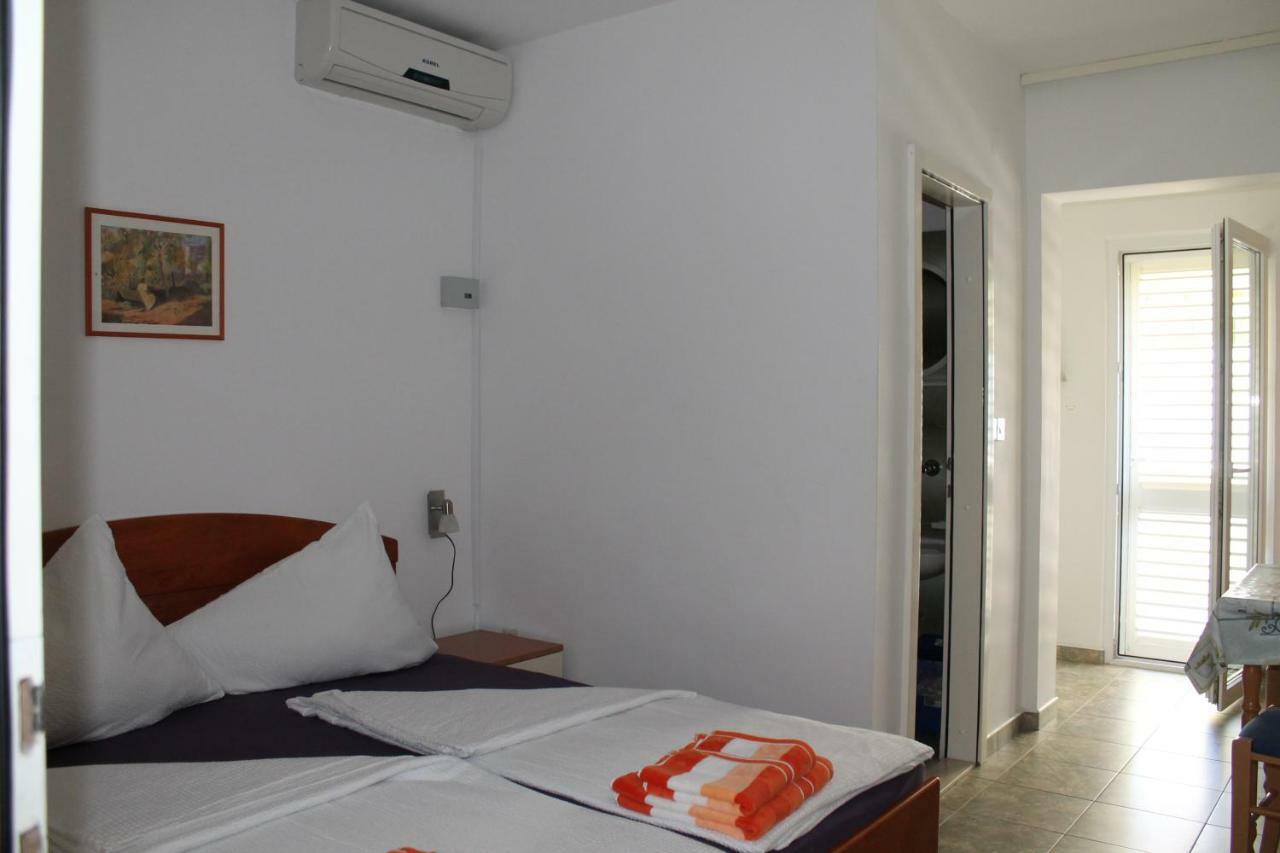 Apartmani Atila Damir オミシュ エクステリア 写真