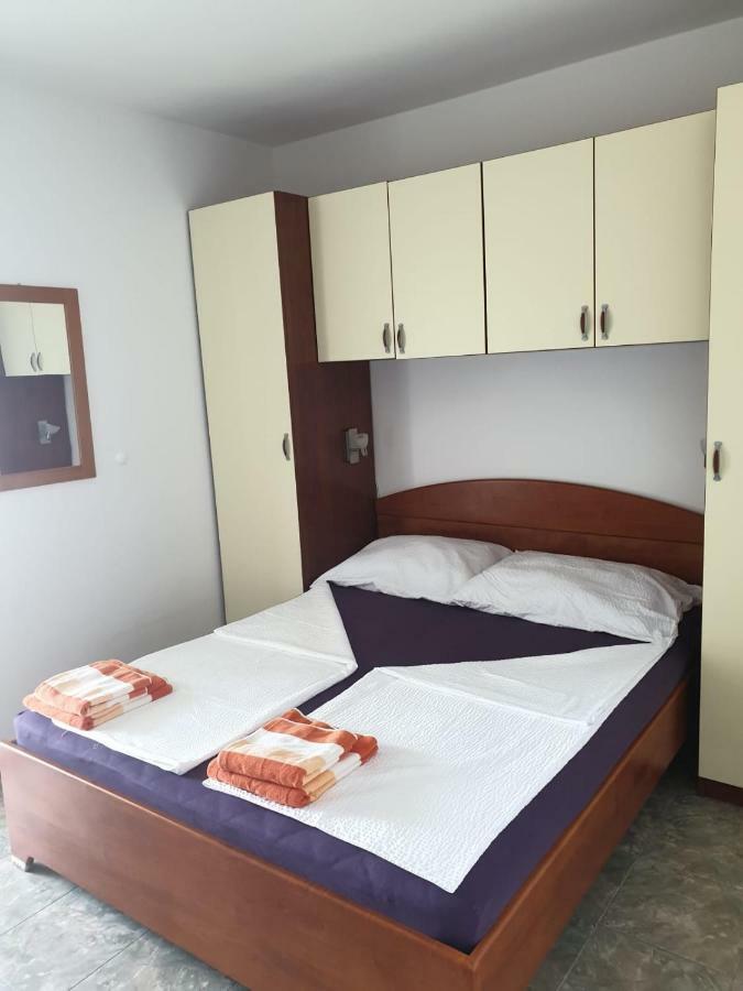 Apartmani Atila Damir オミシュ エクステリア 写真